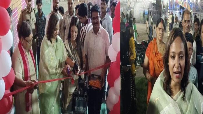 एक सप्ताह तक चलने वाले डिज्नीलैंड मेले का महापौर ने किया उद्घाटन