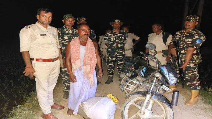 भारत-नेपाल सीमा से एक व्यक्ति को गांजा के साथ गिरफ्तार