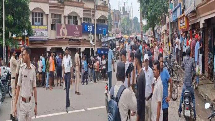 तिलकामांझी में भीषण सड़क हादसा, बस की चपेट में आने से स्कूटी सवार वृद्ध की मौत