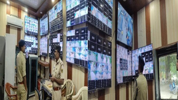 भोजपुर SP ने पुलिस नियंत्रण कक्ष का किया निरीक्षण