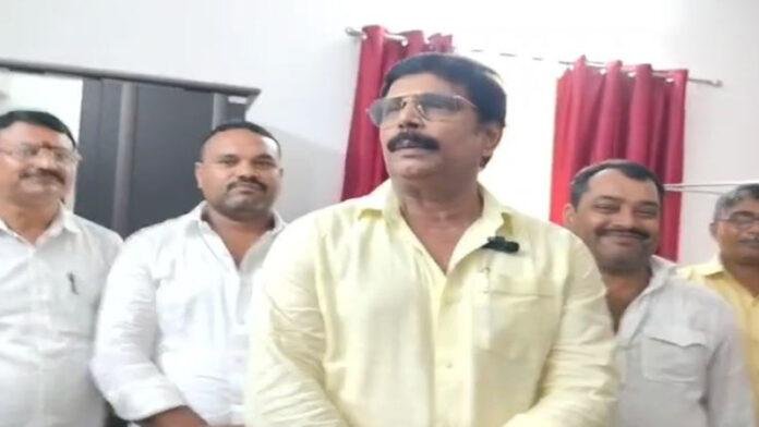 आनंद मोहन का लालू-तेजस्वी पर निशाना, कहा- मालिक कोई और मैनेजर नौकरी बांट दें...