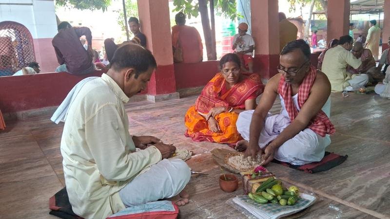 कोलकाता डॉक्टर हत्याकांड : बेटी का पिंडदान करने गयाजी पहुंचे माता-पिता