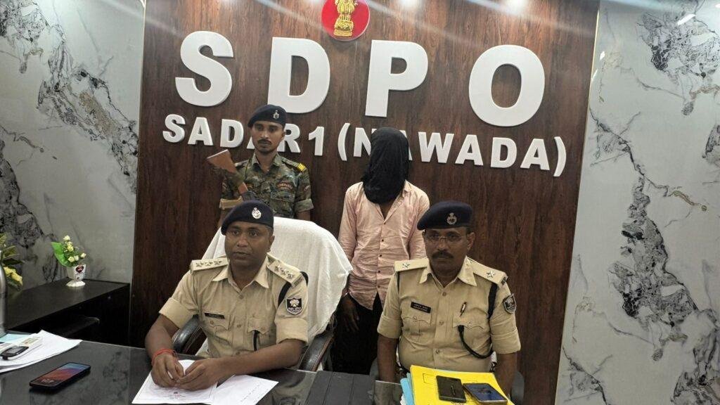 बंद मकान का चोरों ने बनाया निशाना, लगभग 15 से 20 लाख की हुई चोरी बंद मकान का चोरों ने बनाया निशाना, लगभग 15 से 20 लाख की हुई चोरी