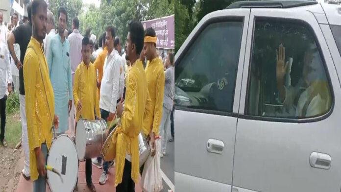 Breaking : प्रदेश कार्यसमिति की बैठक में भाग लेने के लिए पहुंचे राजनाथ सिंह