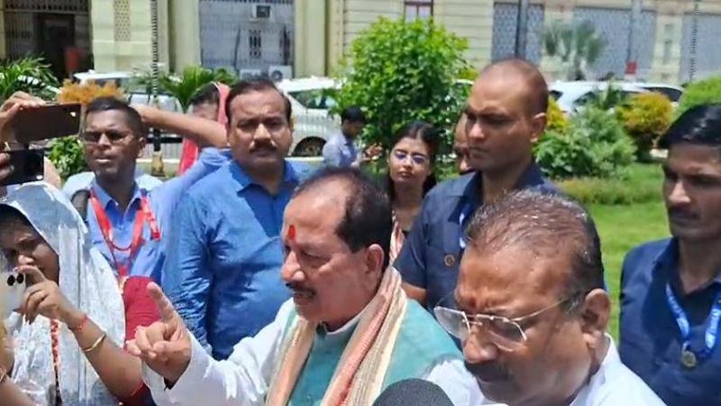 बिहार विधानसभा Live : CM नीतीश का तेजस्वी को कड़ा संदेश, कहा- अपने माता-पिता का देखें कार्यकाल, महिलाओं के लिए नहीं किया कुछ | 22Scope News Vijay Sinha 1 22Scope News