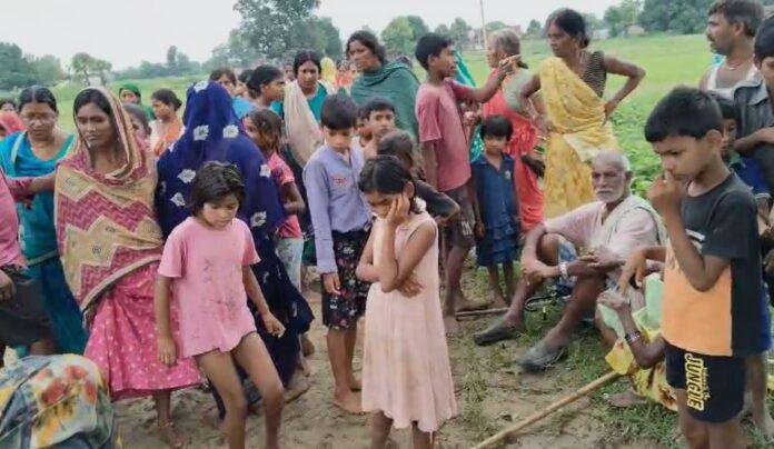 Garhwa Murder : दिनदहाड़े युवक की गोली मारकर हत्या, आक्रोशित परिजनों ने कर दिया...