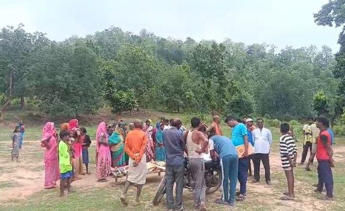 Garhwa : महुआ चुनने गई, शव बनकर लौटी महिला, आठ दिन में चार की मौत...