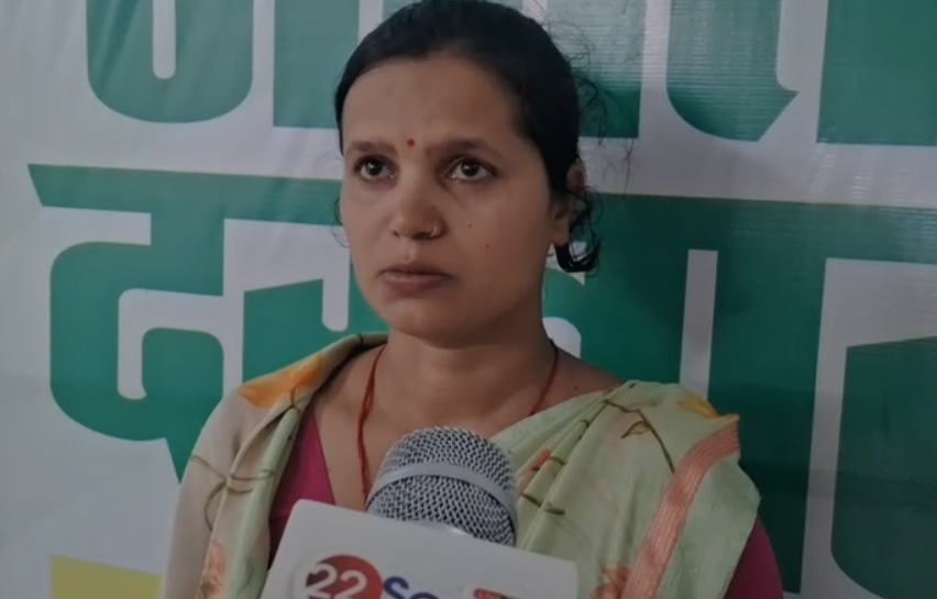 Jamtara उपायुक्त ने जनता दरबार में सुनीं 30 से अधिक शिकायतें, कई मामलों का ऑन स्पॉट समाधान
