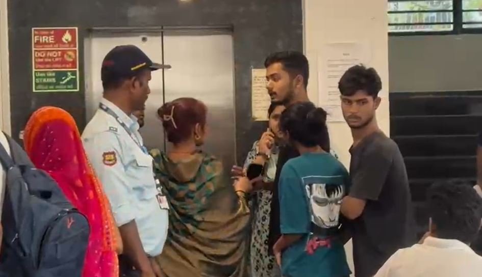 Breaking : पहले भी मिली थी धमकी