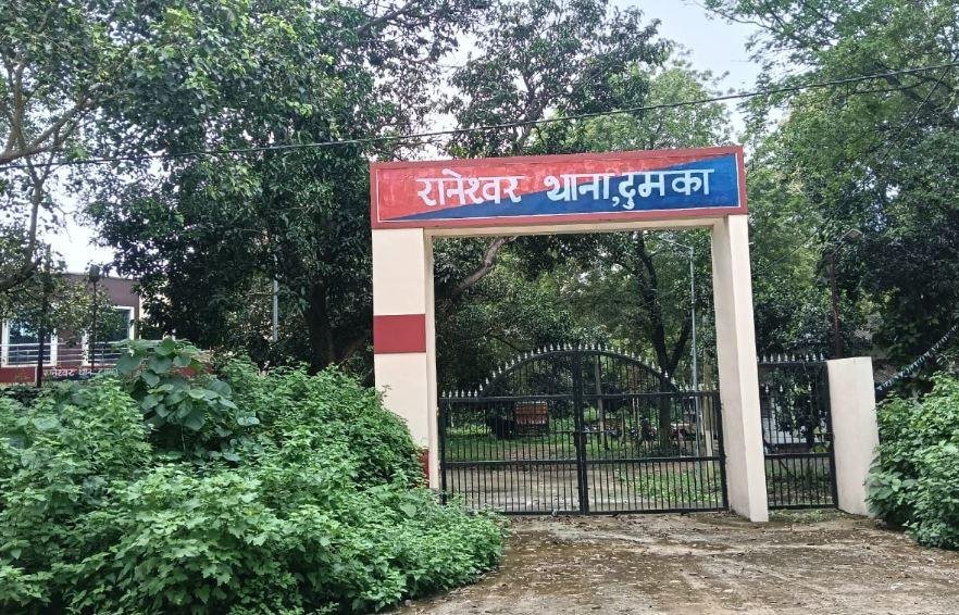 Dumka : मनरेगा योजना में गड़बड़ी! लाभुकों ने की जांच की मांग...