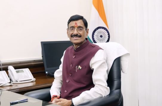 Breaking : केंद्रीय रक्षा राज्य मंत्री को धमकी देने वाला आरोपी धनबाद से गिरफ्तार, पुलिस जांच में जुटी