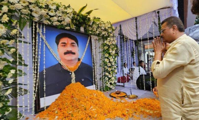 सांसद मनीष जायसवाल