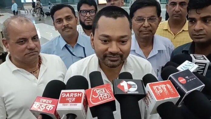 नीतीश