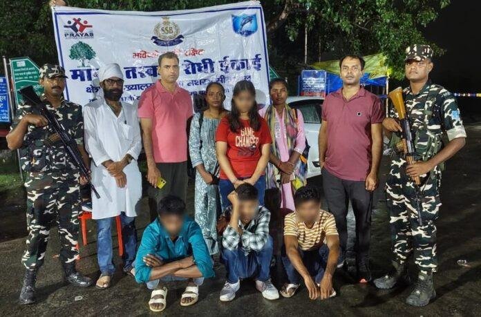 युवती युवती