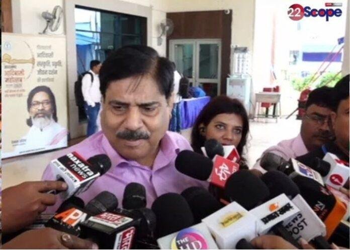 जल जीवन मिशन में ₹5200 करोड़ का घोटाला, ट्रांसफर-पोस्टिंग में बोलीबाज़ी: सत्येंद्रनाथ तिवारी ने सदन में उठाए गंभीर सवाल