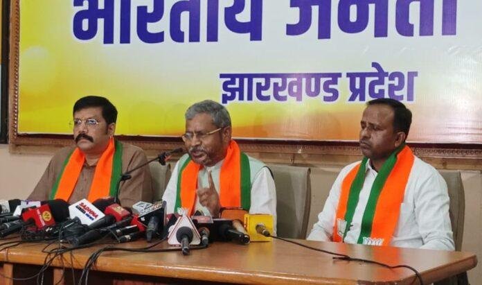Breaking : बांग्लादेशी घुसपैठियों के वोटर और राशन कार्ड बनवा रही हेमंत सरकार-बाबूलाल का बड़ा आरोप... implement SIR