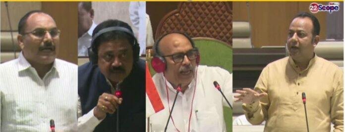 प्रदीप यादव पर नवीन जायसवाल का तंज, कहा- संविधान की लाल किताब लेकर घूमते हैं लेकिन धज्जियां उड़ाते हैं