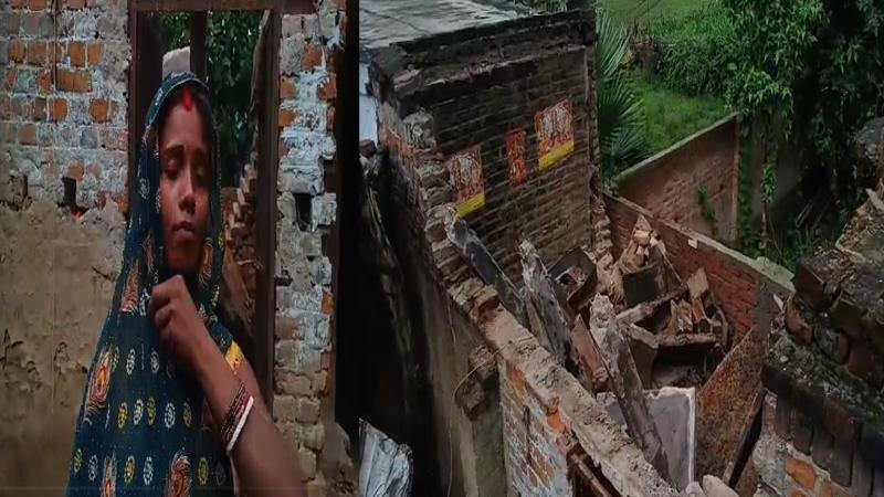 खाना बनाते समय अचानक गिर गया मकान, बाल-बाल बचे लोग