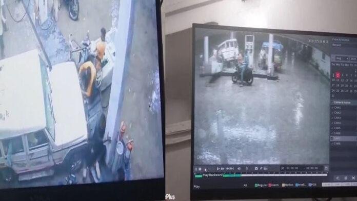 बोलेरो ने पेट्रोल पंप पर मारी टक्कर, 2 लोग गंभीर रूप से घायल