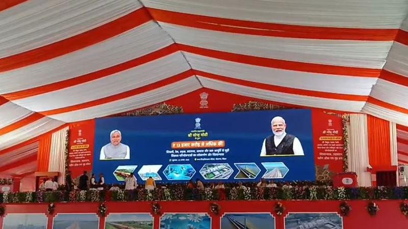 PM के कार्यक्रम में आने के लिए लोगों का आना शुरू, सुरक्षा के कड़े प्रबंध