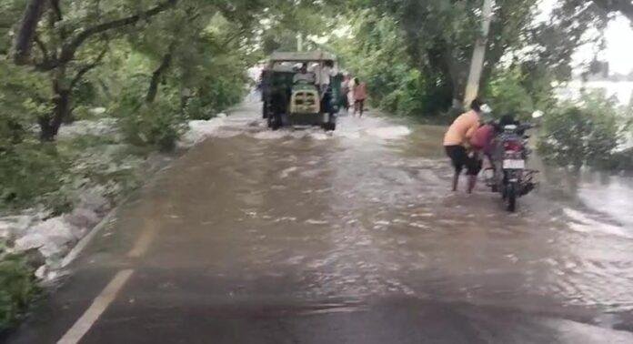 कर्मनाशा नदी में बढ़ा जलस्तर