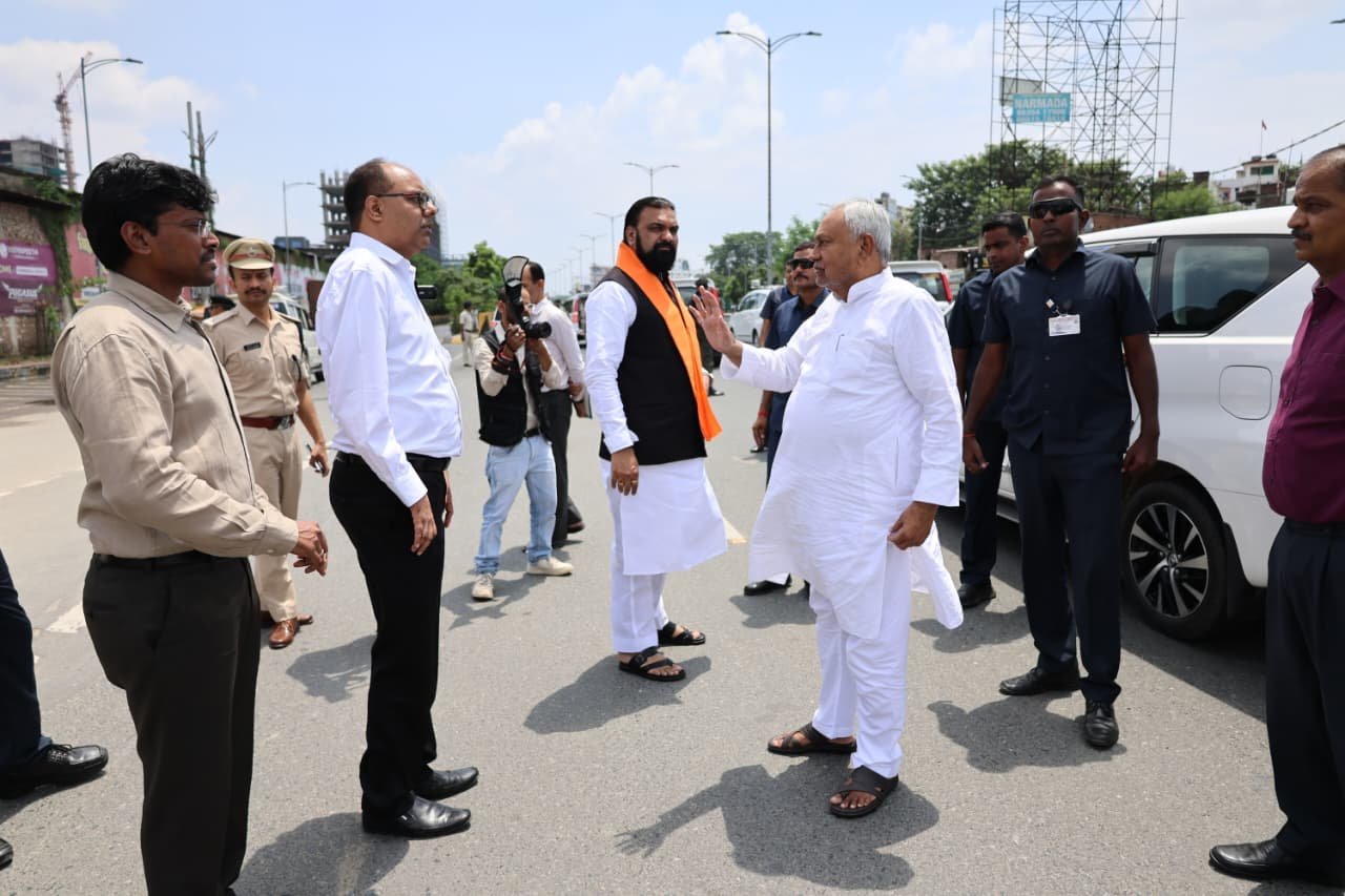 पटना सिटी को जल्द मिलेगा जाम से छुटकारा, सीएम ने किया 300 करोड़ से अधिक की योजनाओं का शिलान्यास 1 22Scope News IMG 20250826 WA0010 22Scope News