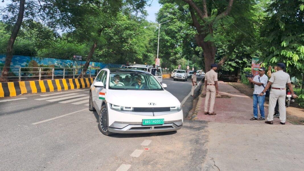 Big Breaking CM rushes to delhi