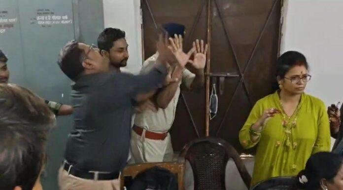 स्कूल
