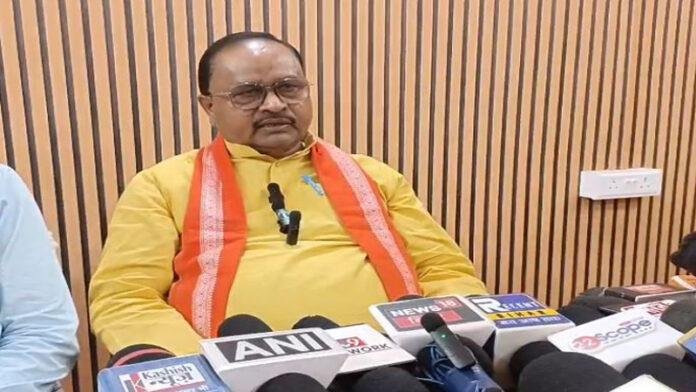 खुद पर FIR होने के बाद भड़क गए गोपाल मंडल, सांसद से कहा- साबित करें कि वह महिला कौन है