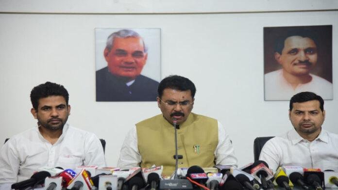 'जिन आंकड़ों को आधार बनाकर यात्रा की योजना बनाई, उन्होंने ही गलती मान ली, अब देश से माफी मांगे राहुल'