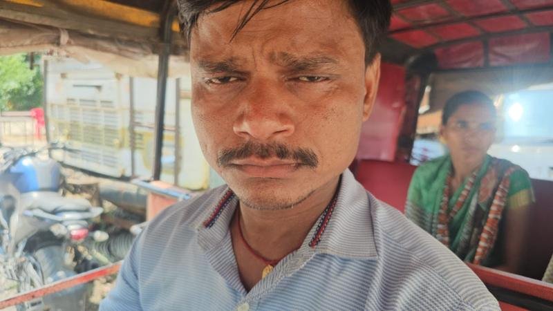 पुलिस ने लापता चालक सहित ऑटो को किया बरामद