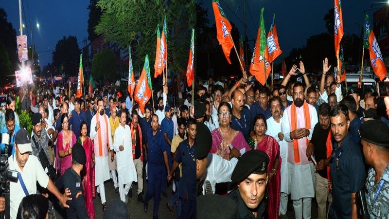 मां का अपमान नहीं सहेगा बिहार!, सम्राट, दिलीप सहित BJP के नेताओं ने निकाला कैंडल मार्च