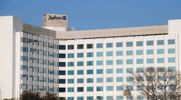 Ranchi Crime : फाइव स्टार होटल रेडिसन ब्लू में जुए के बड़े रैकेट का पर्दाफाश,10 जुआरी धराए...