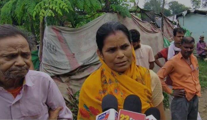 Bokaro Murder : चल रहा था अवैध जुए का धंधा, नकाबपोश अपराधियों ने गोली मार कर दी शख्स की हत्या, लूटपाट के...