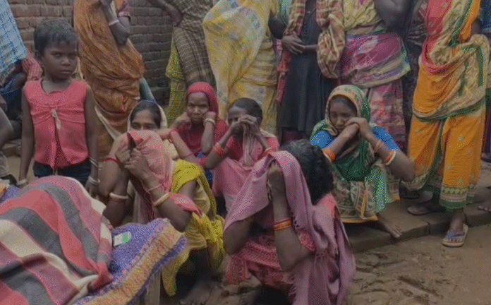 Deoghar : मौत बन गिरी बिजली, वज्रपात की चपेट में आकर युवक की दर्दनाक मौत...