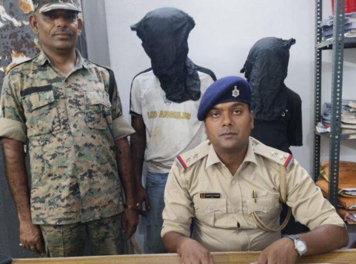 Ranchi Crime : रात के सन्नाटे में लूट की कोशिश, हथियार और लूट का सामान दो अपराधी गिरफ्तार...