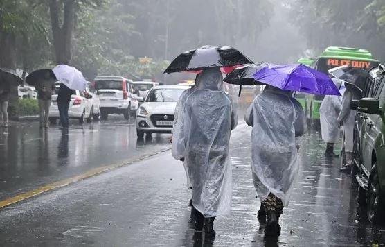 Jharkhand Weather Today : बारिश ने तोड़ा रिकॉर्ड, रांची समेत कई जिलों में येलो अलर्ट जारी
