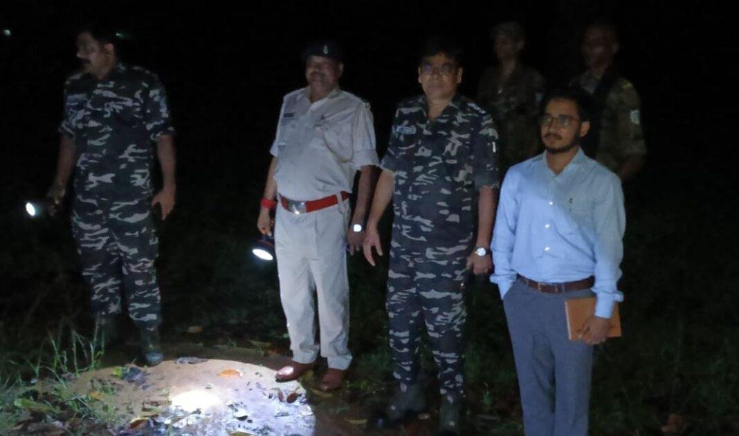 Ramgarh : अवैध कोयला खनन को लेकर जिला प्रशासन की छापेमारी, एक साथ तीन जगहों पर पड़ी रेड...