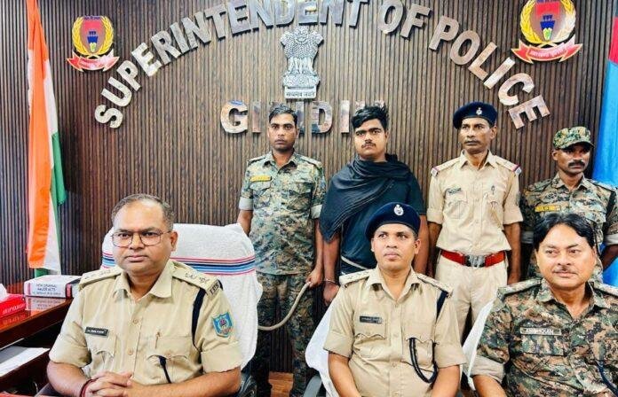 Giridih : मंत्री सुदिव्य कुमार और इरफान अंसारी को बम से उड़ाने की धमकी, आरोपी युवक गिरफ्तार...