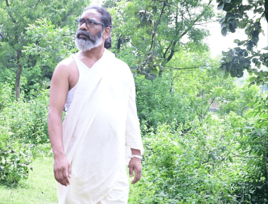 Breaking : दिशोम गुरु के नाम सीएम का भावुक पोस्ट-‘क्रांति की हर गूंज नेमरा में जिंदा है’