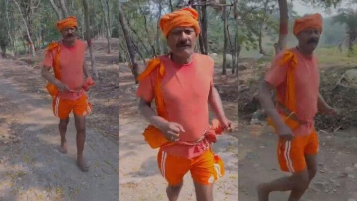 रूहब Hazaribagh : 40 वर्षों से निभा रहे अनोखी आस्था, हर पूर्णमासी सुल्तानगंज से पैदल पहुंचता है वैद्यनाथ, साल में 13 बार करता है बाबा को जलाभिषेक