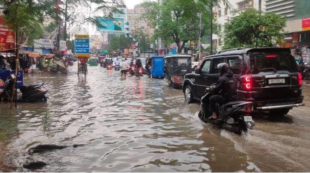 Jharkhand Weather : हजारीबाग और चतरा सहित इन तीन जिलों में भयंकर बारिश का रेड अलर्ट...