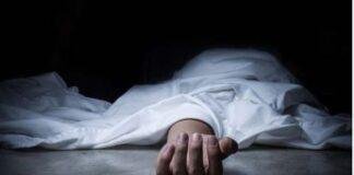 टुंडी में पत्नी ने की पति की हत्या, शव घर में गाड़कर ऊपर बनाया मिट्टी का पीढ़ा टुंडी में पत्नी ने की पति की हत्या, शव घर में गाड़कर ऊपर बनाया मिट्टी का पीढ़ा