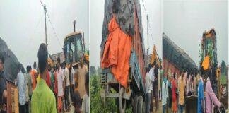 भोजपुर में सड़क हादसा, छड़ लदे अनियंत्रित ट्रक पलटने से चालक व खलासी की मौत