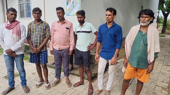 विषैले सांप के डंसने से सगे भाई-बहन की मौत