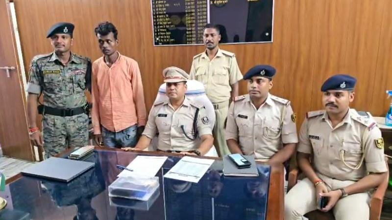 40 ग्राम स्मैक और 43 हजार नेपाली करेंसी के साथ धंधेबाज गिरफ्तार