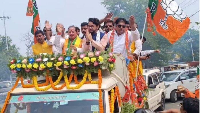 राजनीति की सुई प्रधानमंत्री मोदी की दिवंगत मां पर आकर अटक गई - विजय सिन्हा