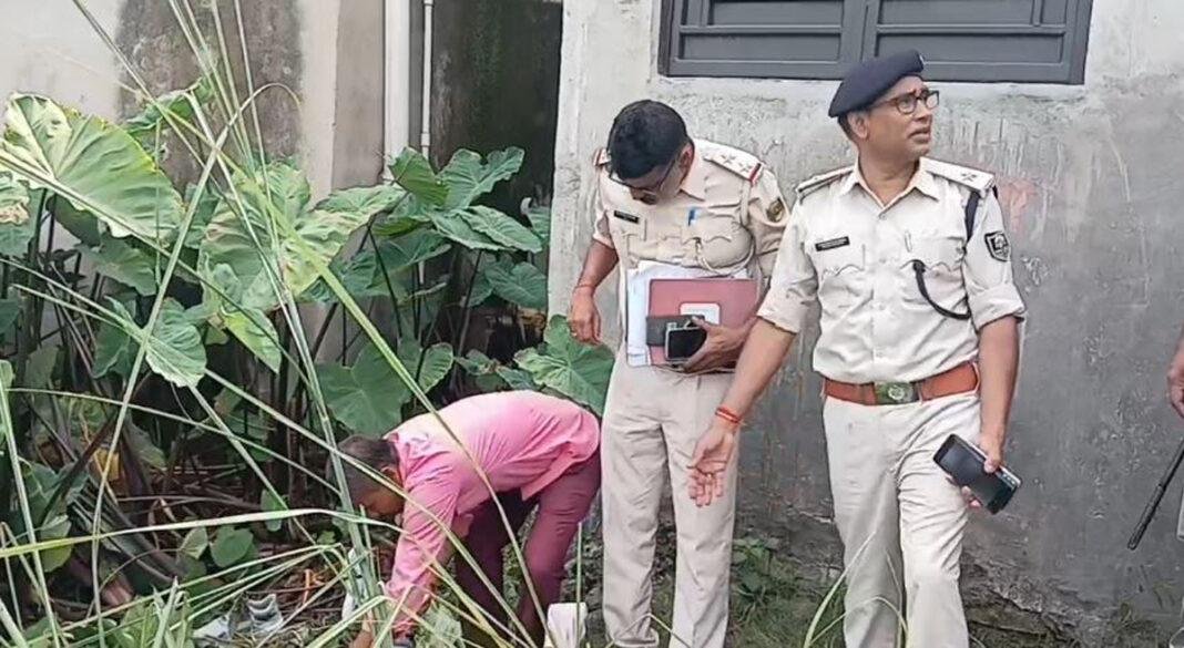 कैनाल बड़े नहर के समीप मचा हड़कंप, झाड़ी से मिला अज्ञात युवक का शव
