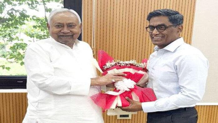 निरीक्षण प्रतिवेदन के आधार पर नियमानुसार त्वरित कार्रवाई सुनिश्चित करें - मुख्य सचिव