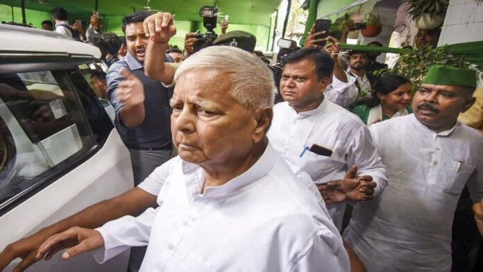 IRCTC स्कैम मामला : लालू को झटका, ट्रायल पर रोक से दिल्ली HC का इनकार